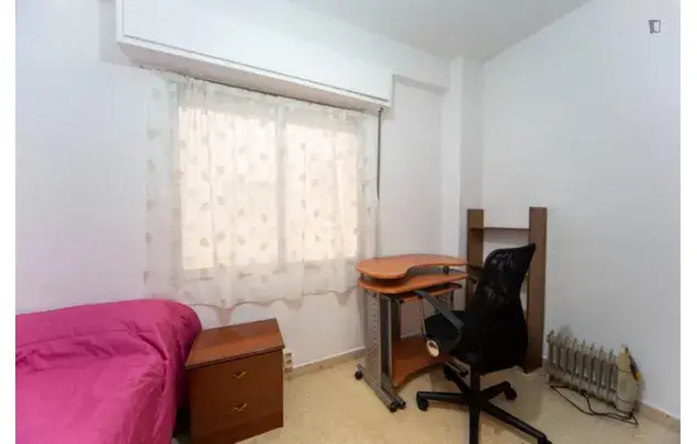 Alquiler Apartamento 3 Dormitorios Granada 3-24 Meses