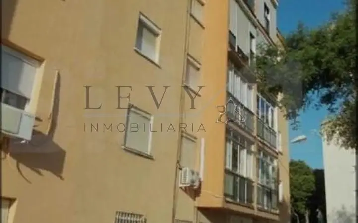 ** OPORTUNIDAD UNICA EN MALAGA Bailen-miraflores - CARLINDA ***