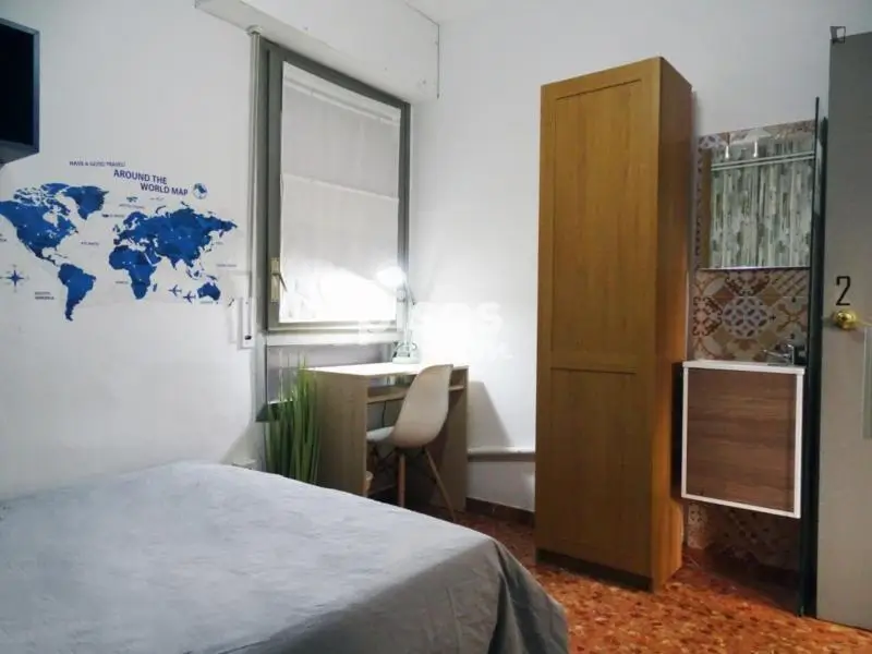 Habitaci	ón Doble en Eixample Derecho - Estancia Media-Larga