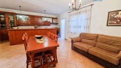 Chalet unifamiliar en venta en Calle de San Pedro, 18