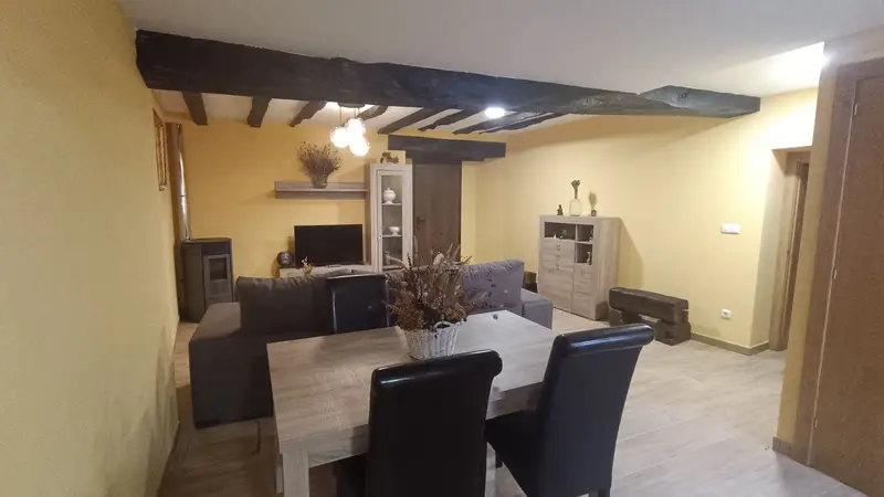 Venta Caserio Reformado con Vistas en Eskoriatza