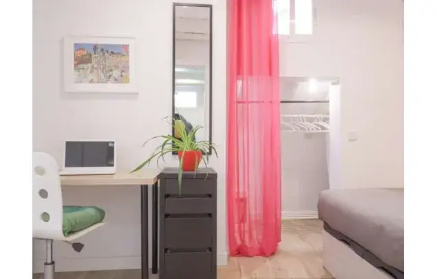 Apartamento 1 Dormitorio Madrid Wifi Agua Lavadora