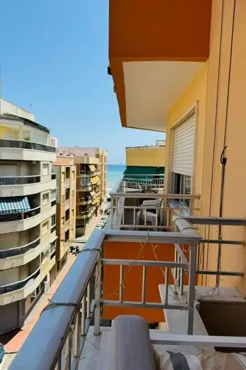 Apartamento 3 Dormitorios Playa Los Locos Reformado