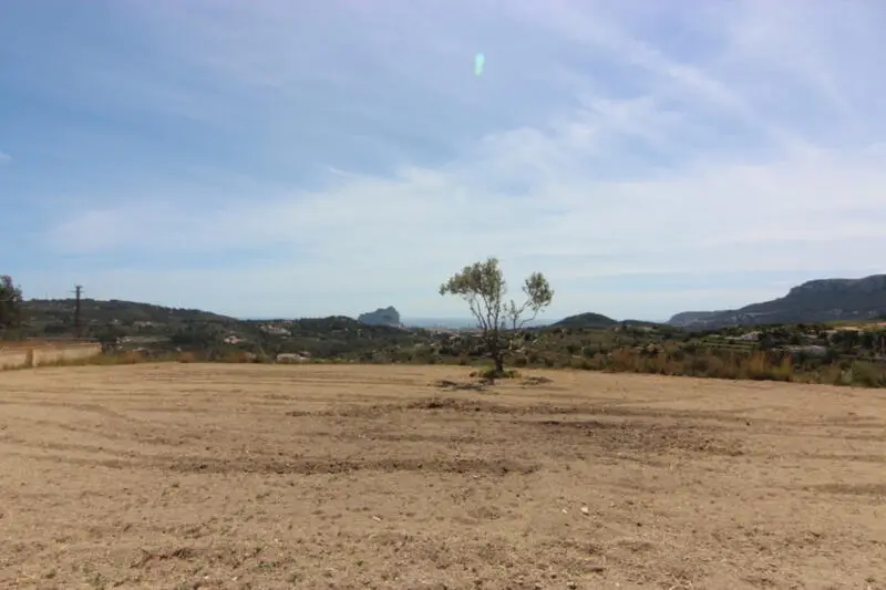 Villa en Benissa con vistas al mar para reformar