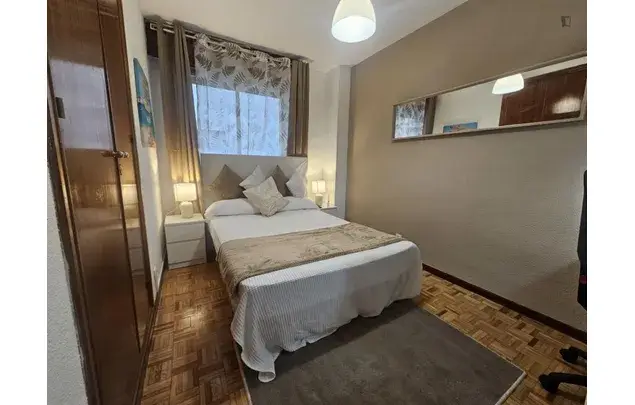 Alquiler Apartamento 5 Dormitorios Alcalá de Henares 3-24 Meses
