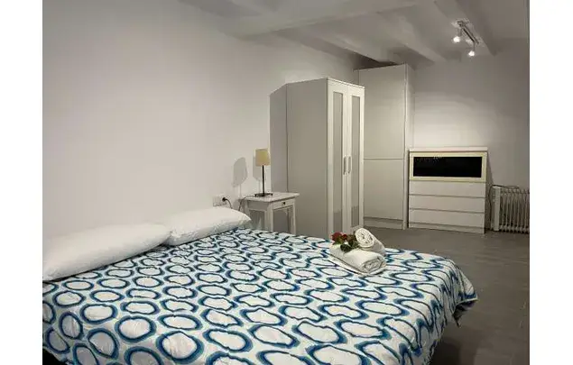 Apartamento 3 Dormitorios Gótico Barcelona