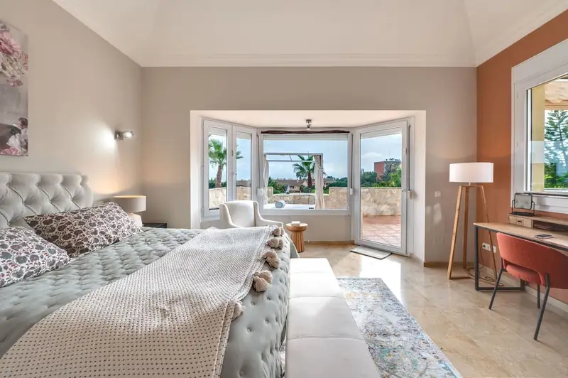 Villa de Lujo en Venta Elviria Marbella 5 Dormitorios Piscina Privada