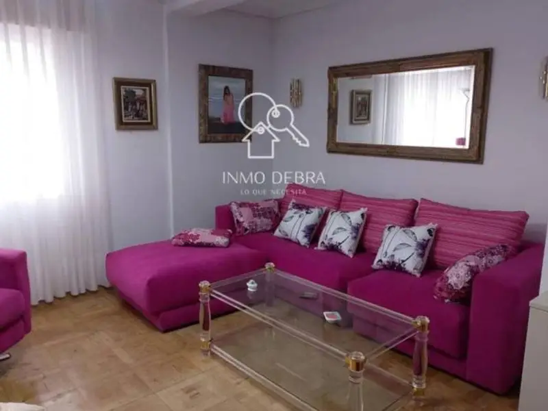 Piso en venta en Cudillero 90m2 3 habitaciones terraza amueblado