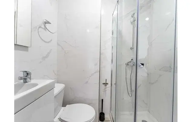 Alquiler Habitacion 450m Madrid Amueblada