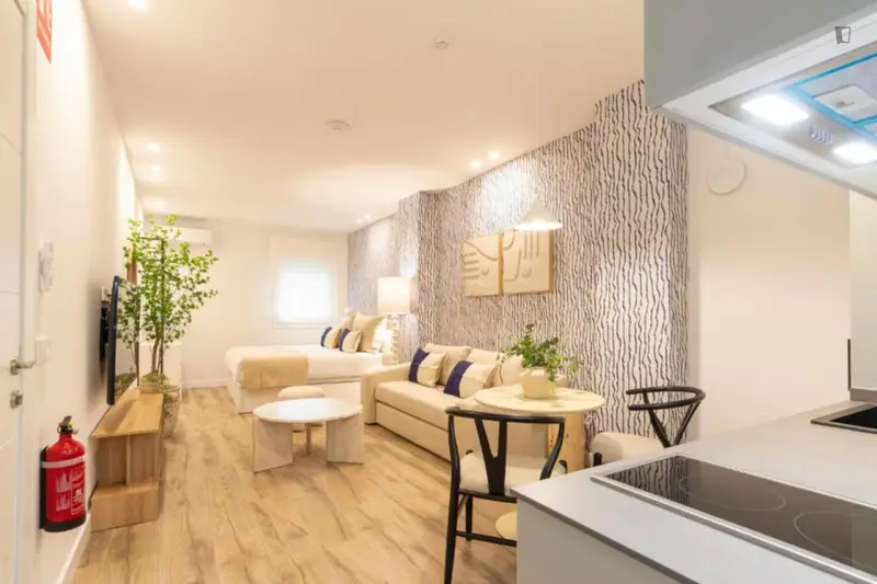 Apartamentos Amueblados con Cocina Equipada y Baño Privado
