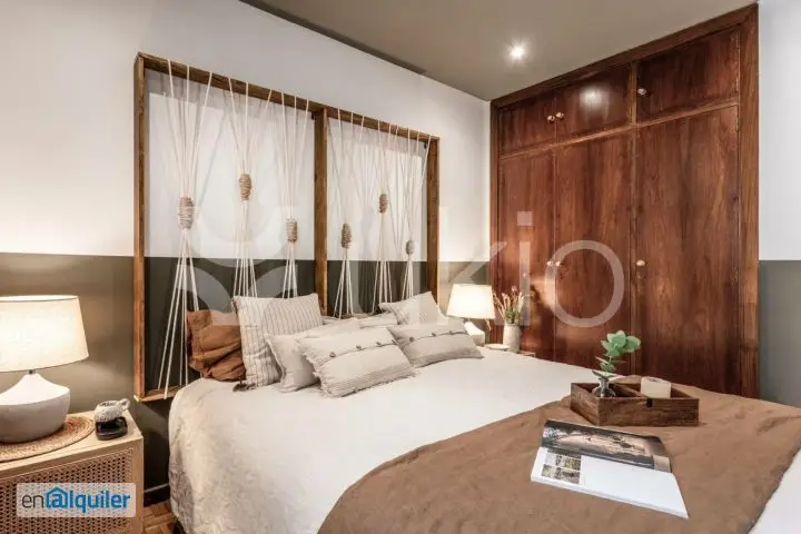 Alquiler Piso Amueblado Almagro Madrid 1 Dormitorio Piscina Oficina