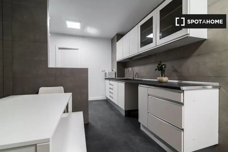Apartamento en Madrid 6 dormitorios 4 banos Spotahome