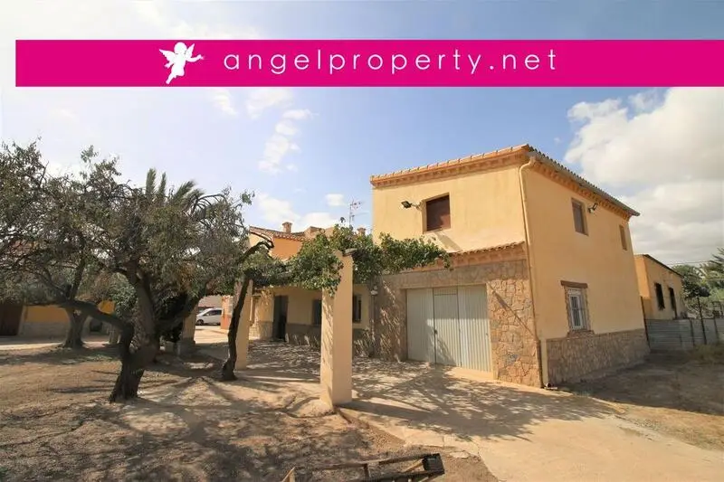 Casa de Campo en Venta La Muleria Almeria