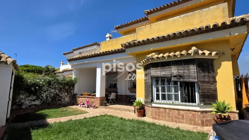 Chalet en Venta Sancti Petri 4 Dormitorios 2 Baños