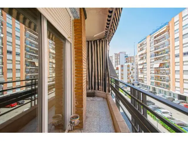 Piso en Venta Sevilla  Virgen de Lujan 93m2 Garaje Trastero