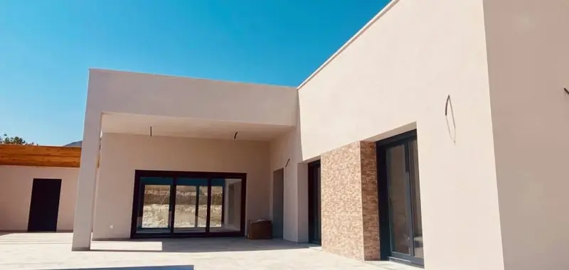Chalet en Venta Macisvenda Moderna Villa con Piscina