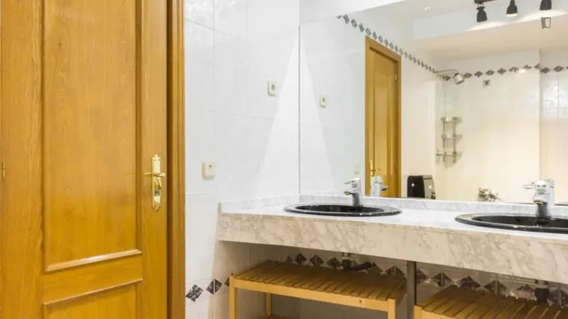 Habitación en Tetuán cerca del Metro L1