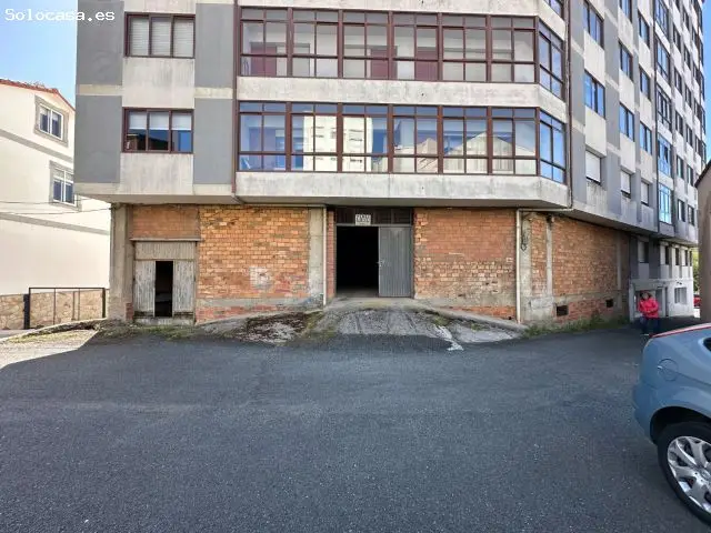Gran Oportunidad: Local Comercial + Sotano en Fene
