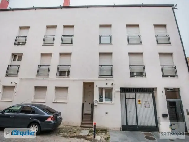 Apartamento en Alquiler 2 Dormitorios Garaje Barrio Vacas