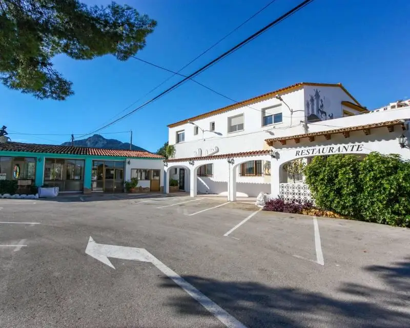 Restaurante con Apartamento en Orba - Ideal Inversores