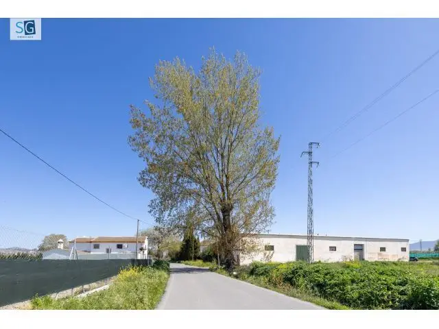 Casa Con Terreno En Venta En La Granada, Granada