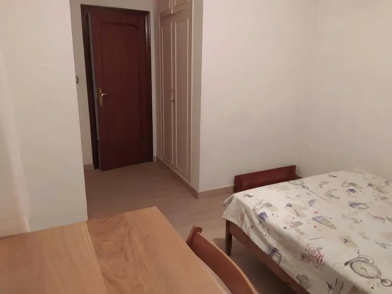 Habitacion Alquiler Murcia Estudiantes Amplia Wifi Terraza