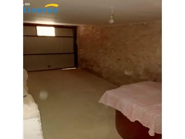 Casa en Venta Villatuelda Reformada con Patio y Bodega