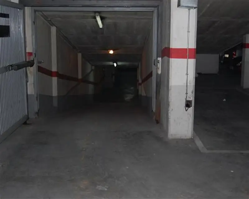 Garaje en Venta en Villena Constitucion