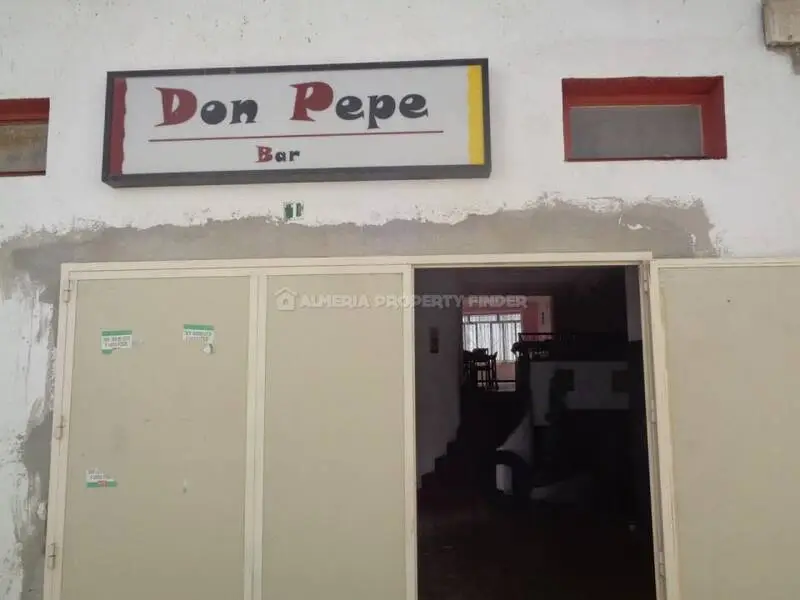 Bar Restaurante con Alojamiento en Venta Partaloa
