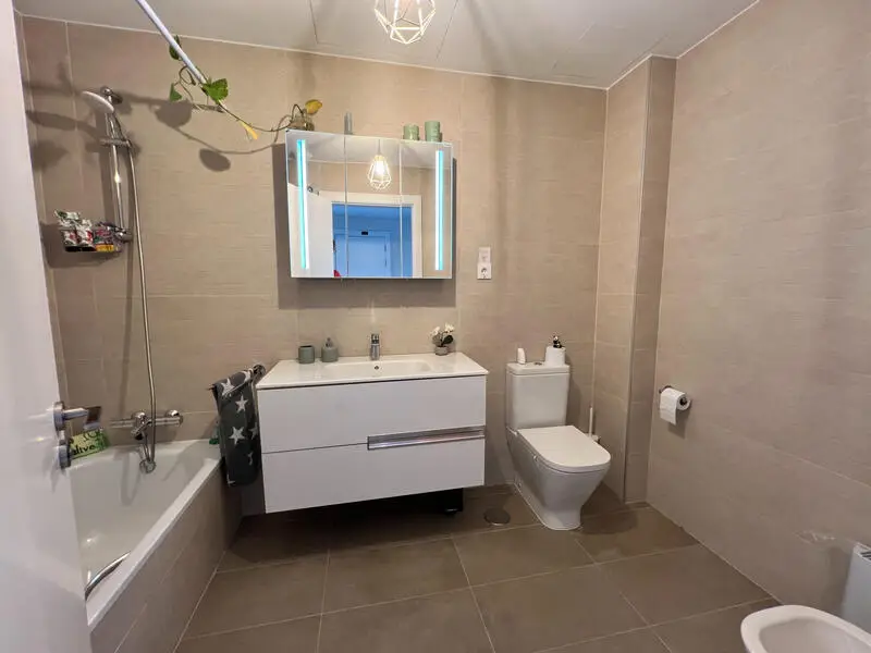 4 Cuarto Adosado en venta
San Roque, Cádiz
