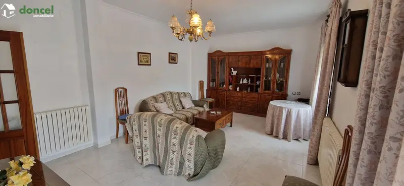 Venta Adosado con Garaje en Almagro 4 Dormitorios 2 Baños