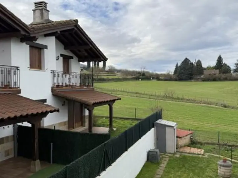 venta Chalet en Urdiain, Navarra (50096986863.173300)- Globaliza