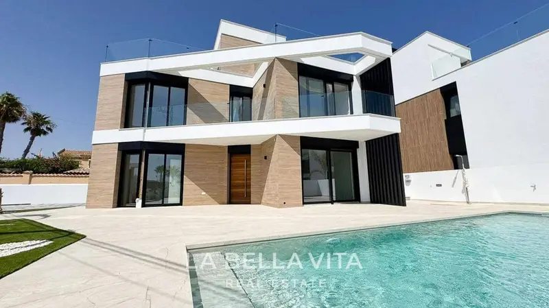 Chalet en Venta Aguas Nuevas Torrevieja