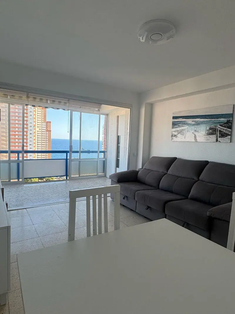 Apartamento en Benidorm con Vistas al Mar