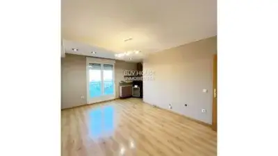 Duplex en Alquiler Yuncos 127m2 4 Dormitorios 2 Baños Garaje