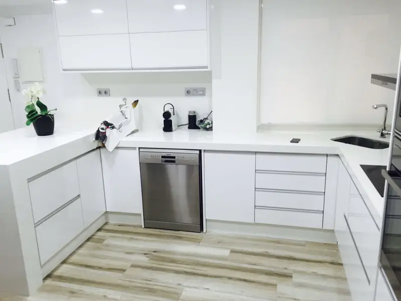 Venta Piso Luminoso Centro Elche 4 Dormitorios Reformado