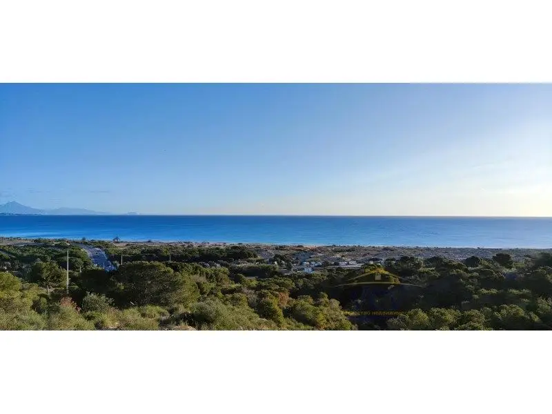 Adosado con garaje y vistas al mar en Sierra Salinas
