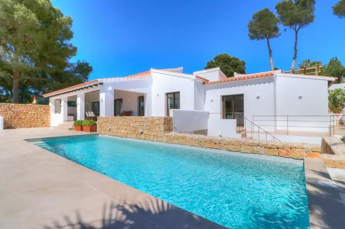 Villa de Lujo 4 Dormitorios en Pla del Mar Moraira