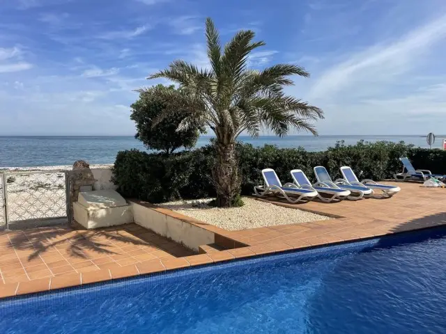 Casa-Villa de 4 Dormitorios alquiler Denia, España