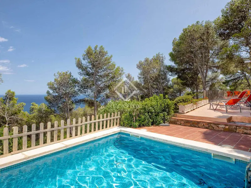 Chalet en venta en Tamariu, Palafrugell, Girona