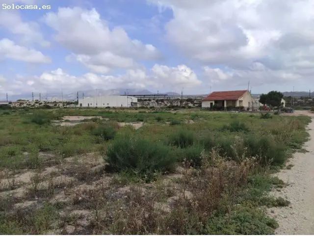 Terreno Comercial 20000m² con Casa 400m² Cerca AVE Matola