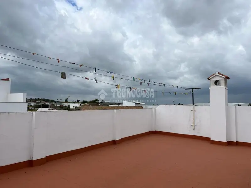 Casa en venta en Carmona Ronda Norte 275m2 3 habitaciones