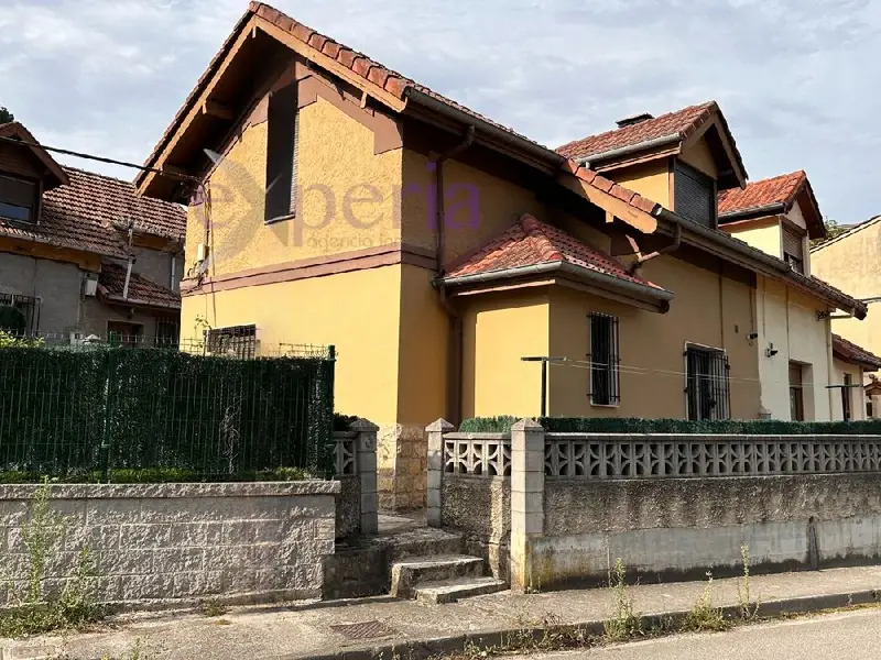 Venta Casa con Trastero en La Felguera Langreo