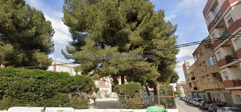 Local Comercial en Venta Mula 516m2 Avenida Juan Viñegla