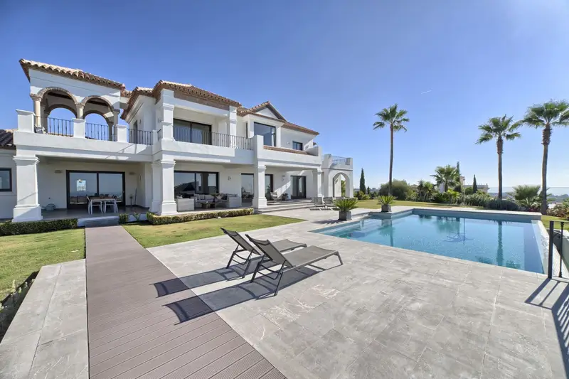 Villa de Lujo en Los Flamingos Golf Resort Marbella