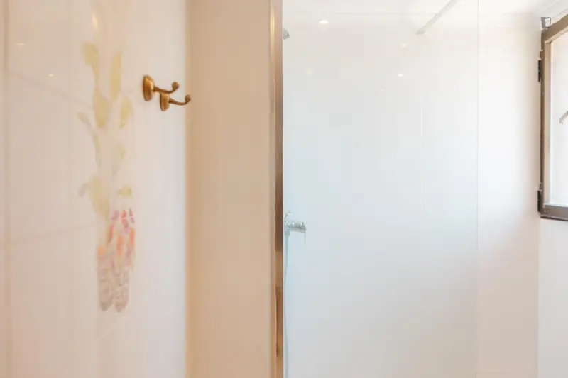Coliving Valencia: Habitaciones Amuebladas con Servicios Incluidos