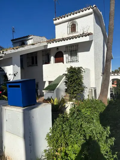 Adosado 3 Dormitorios Atalaya Alta Cerca Puerto Banus