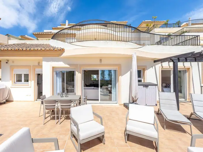 Apartamento de Lujo en San Roque Club 3 Dormitorios