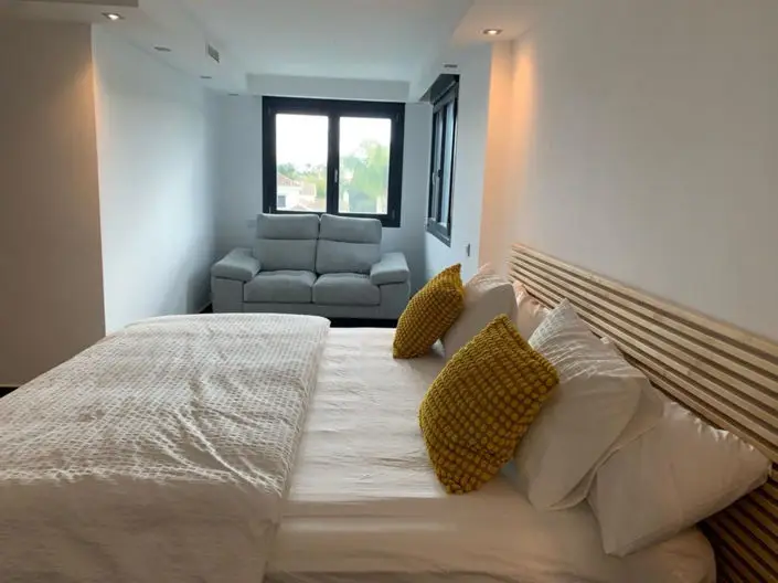 Villa de Lujo 6 Dormitorios en Nueva Andalucia