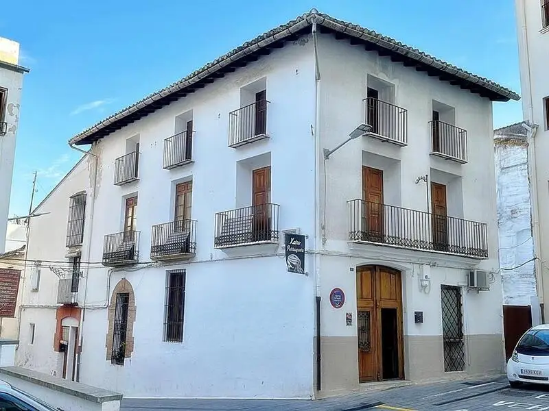 Casa Histórica 1930 en Pego Centro